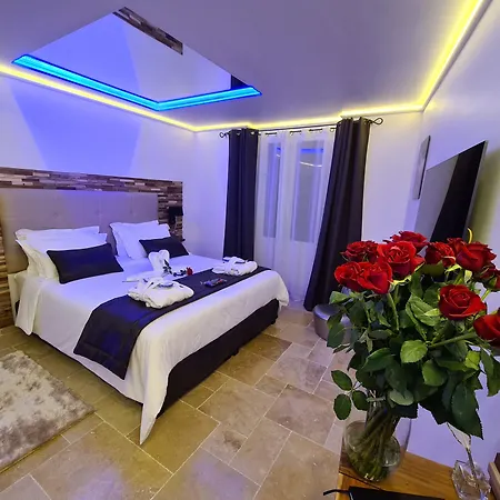 호텔 Loveroom La Garconn'hyeres 히에레