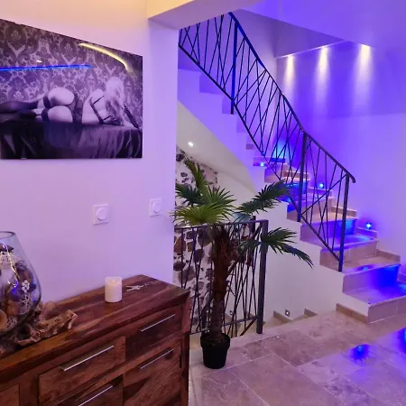 Appartamento Loveroom La Garçonn'hyères *