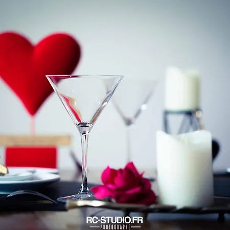 Szálloda Loveroom La Garconn'hyeres Hyères