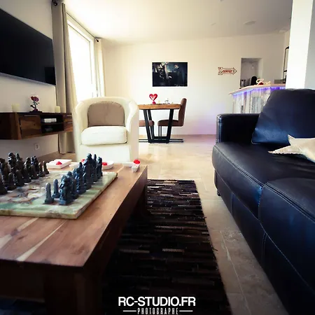 Szálloda Loveroom La Garconn'hyeres Hyères