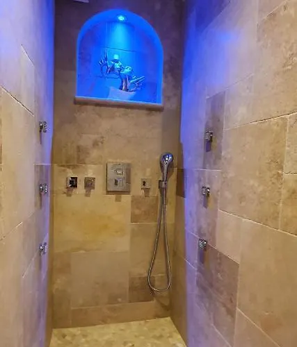 Loveroom La Garconn'hyeres Hyères