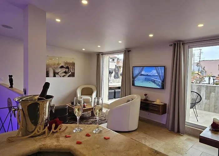 Loveroom La Garconn'hyeres *