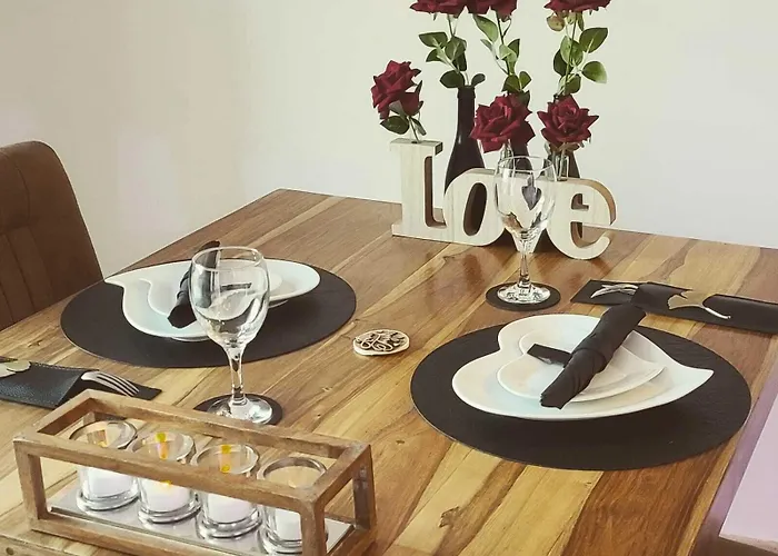 Loveroom La Garconn'hyeres Hotel